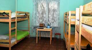 Гостиница Hostel on Kuznetskiy 92 Кемерово Кровать в общем 6-местном номере-6