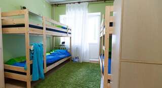 Гостиница Hostel on Kuznetskiy 92 Кемерово Кровать в общем номере для мужчин и женщин с 8 кроватями-1