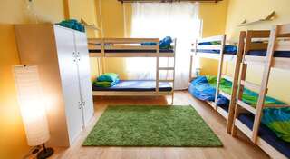 Гостиница Hostel on Kuznetskiy 92 Кемерово Кровать в общем 6-местном номере-1